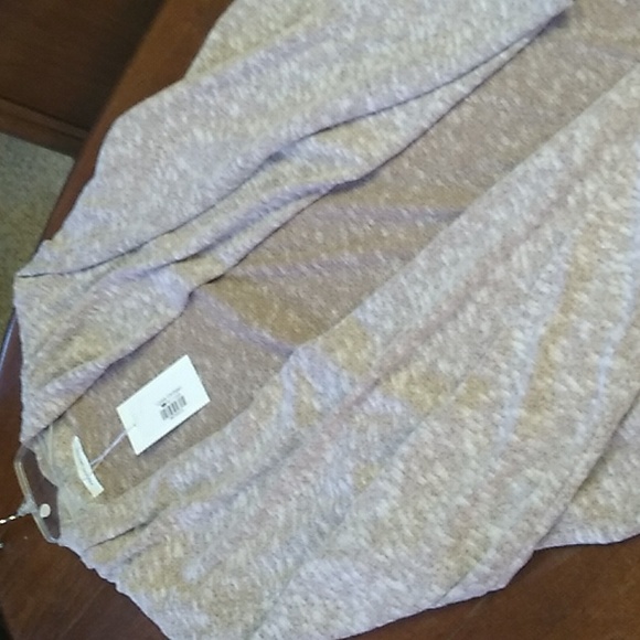 Present and Love women's sweater - Picture 5 of 10